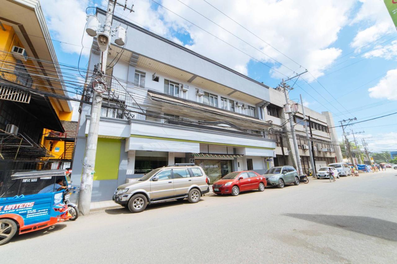Reddoorz Plus Near San Pedro Cathedral Davao City Εξωτερικό φωτογραφία