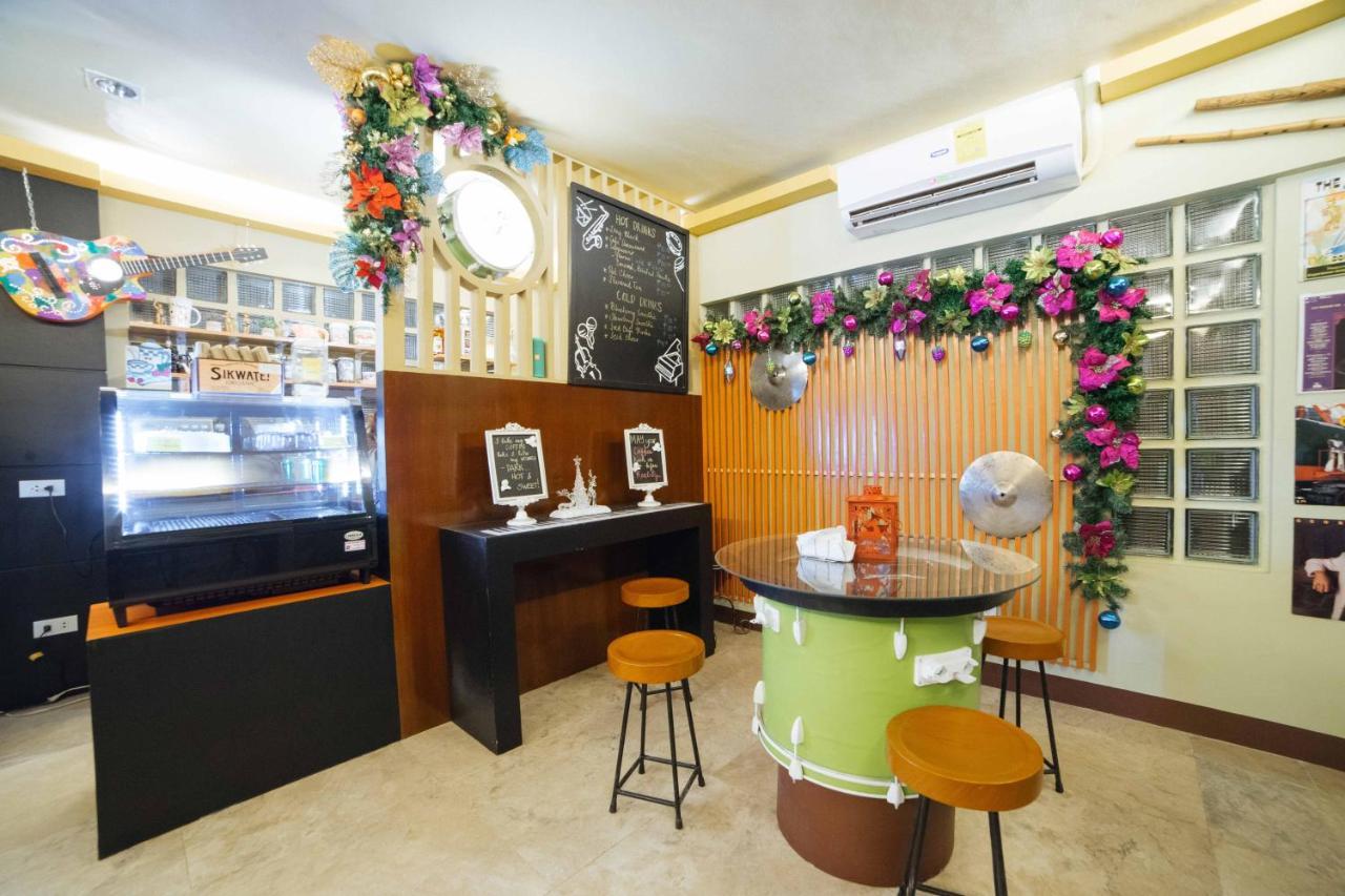 Reddoorz Plus Near San Pedro Cathedral Davao City Εξωτερικό φωτογραφία